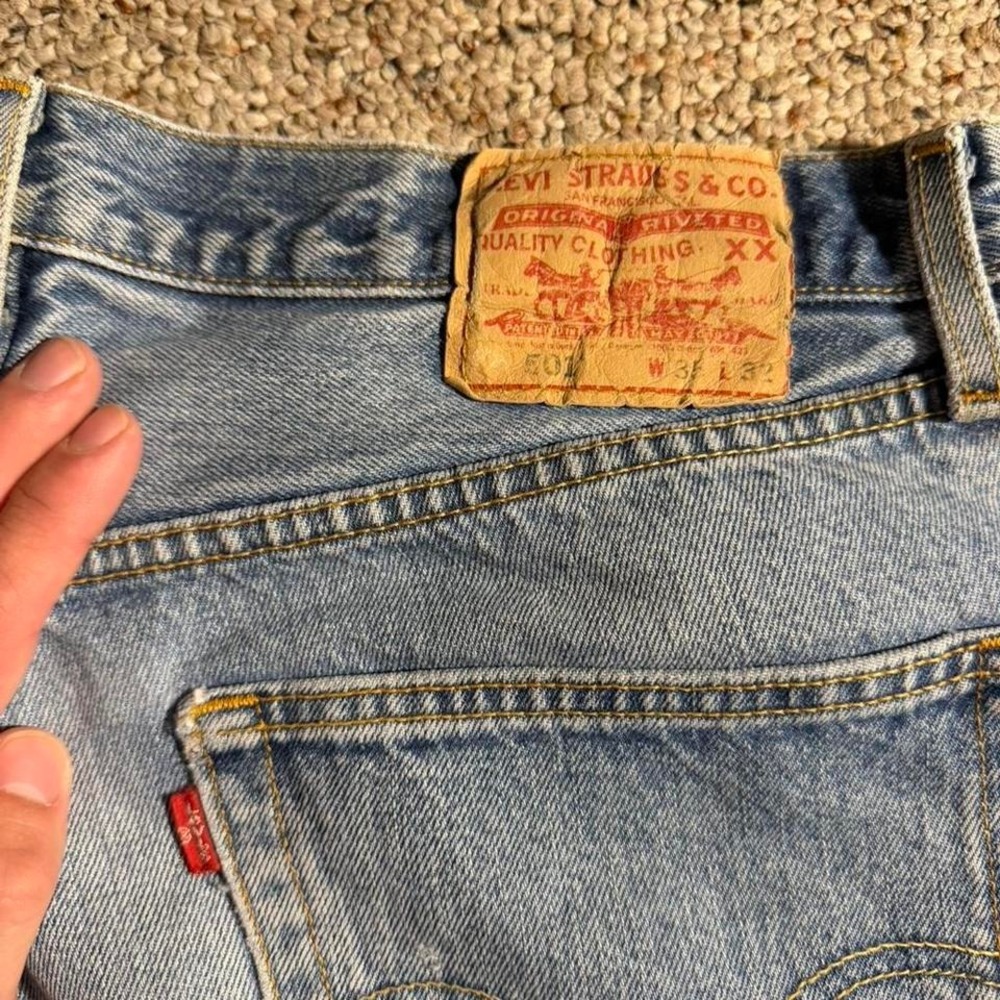 Vintage Y2K Levi's 505 light‎ wash straight leg jeans faded denim - Picture 5 of 8